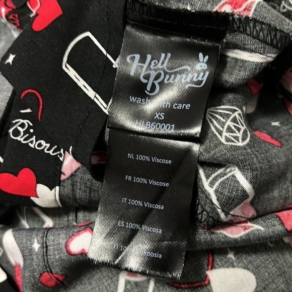 HELL BUNNY BISOUS BLOUSE SIZE SMALL - Picture 7 of 7